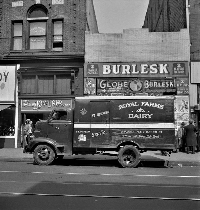 #43 A street scene in Baltimore, Maryland, April 1943