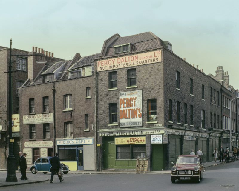 #6 Brushfield Street, 1970.