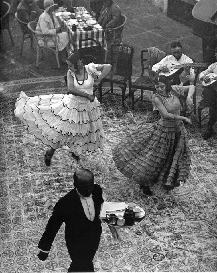 #30 Dancers in Seville. 1930