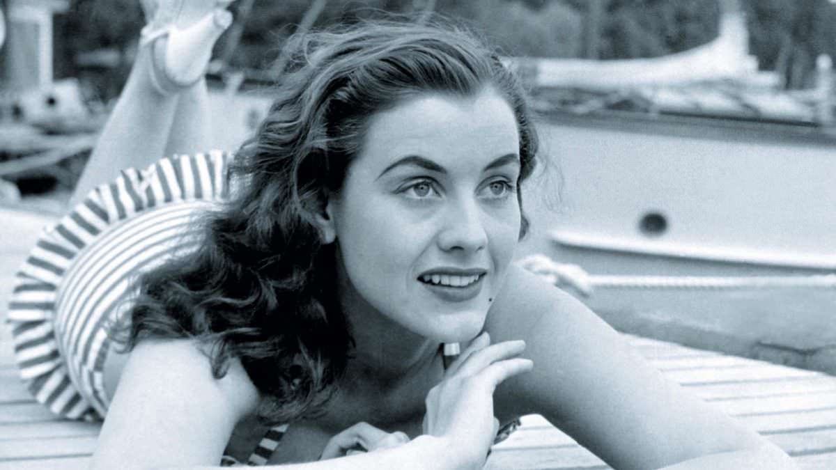 #4 First Miss Universe competition in 1952