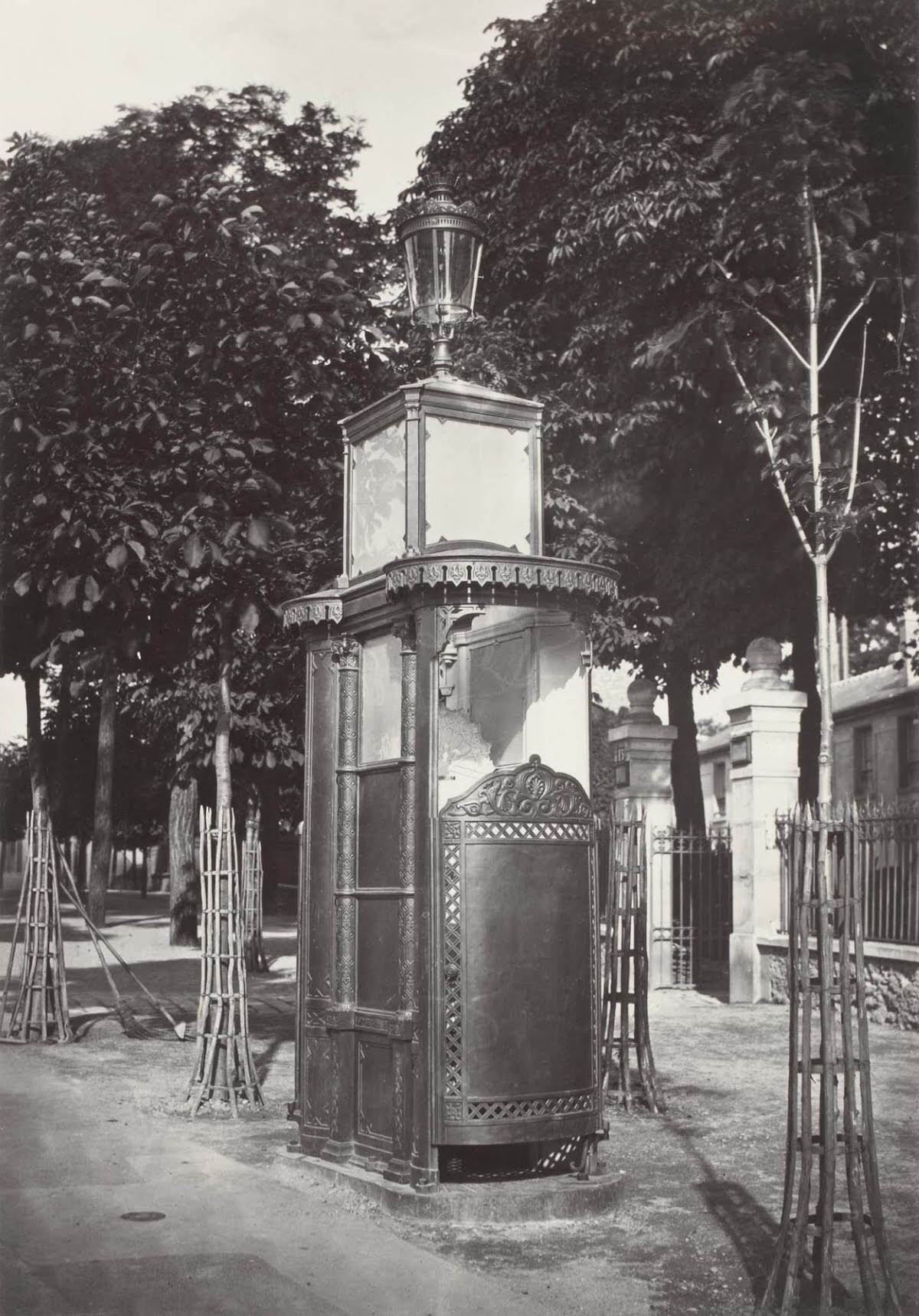 #14 Chaussée de la Muette, 1875.