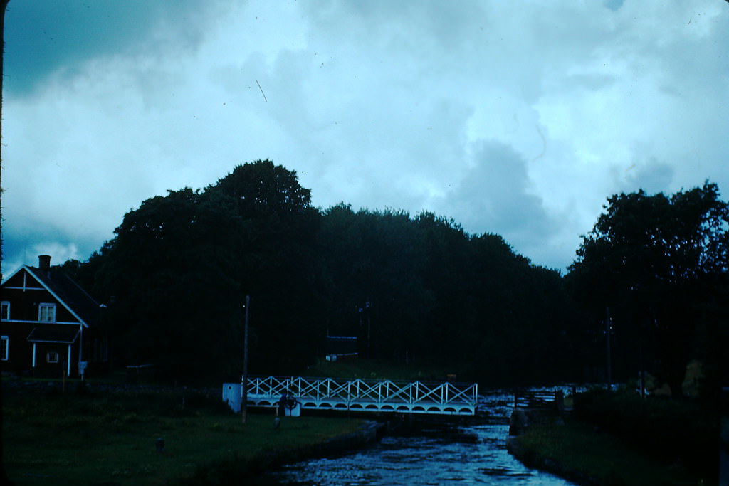 #48 Gota canal Bridge- Sweden, 1949.