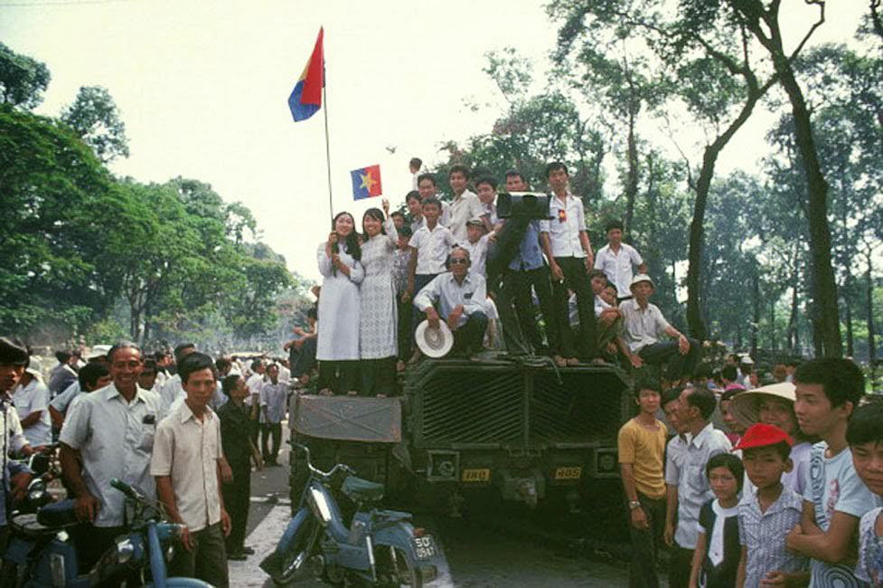 The Fall of Saigon, Vietnam in April, 1975 Spontaneous cheers at the communists’s arrival.