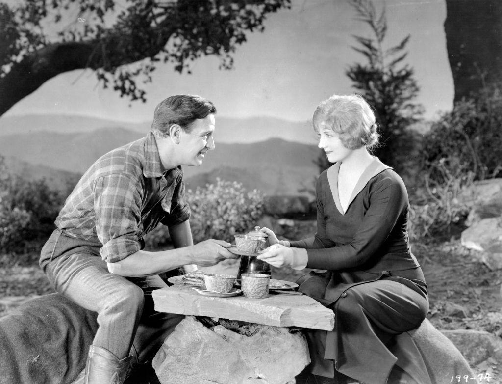#25 Alice Terry with Conway Tearle in the movie ‘The Great Divide’, 1925.