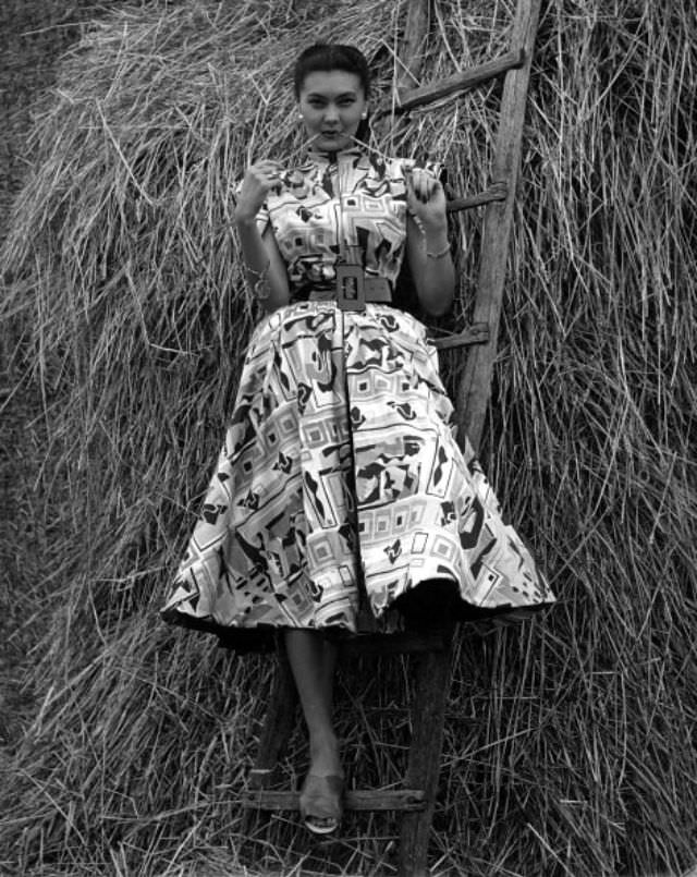 #19 Alla in summer print dress and belt by Italian designer Bellenghi, Italy, 1951