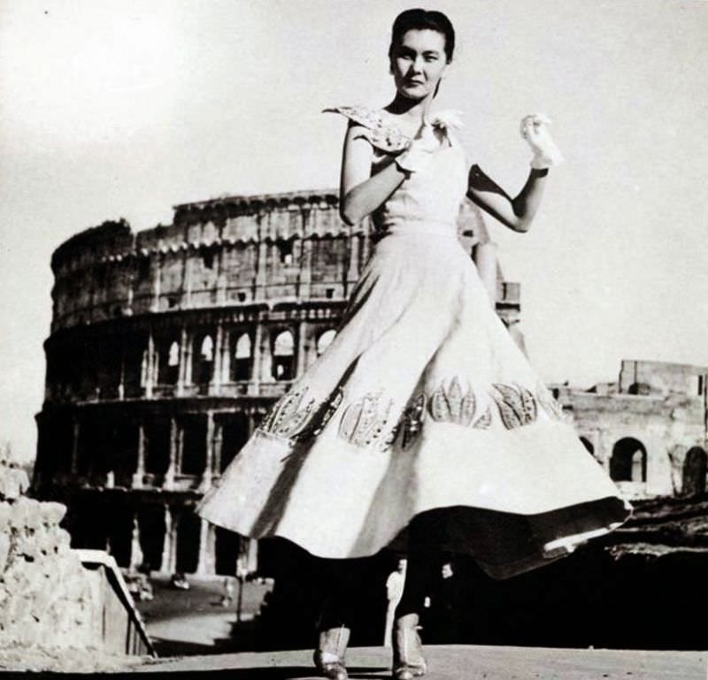 #8 Alla is wearing a dress by the Fontana sisters, 1949