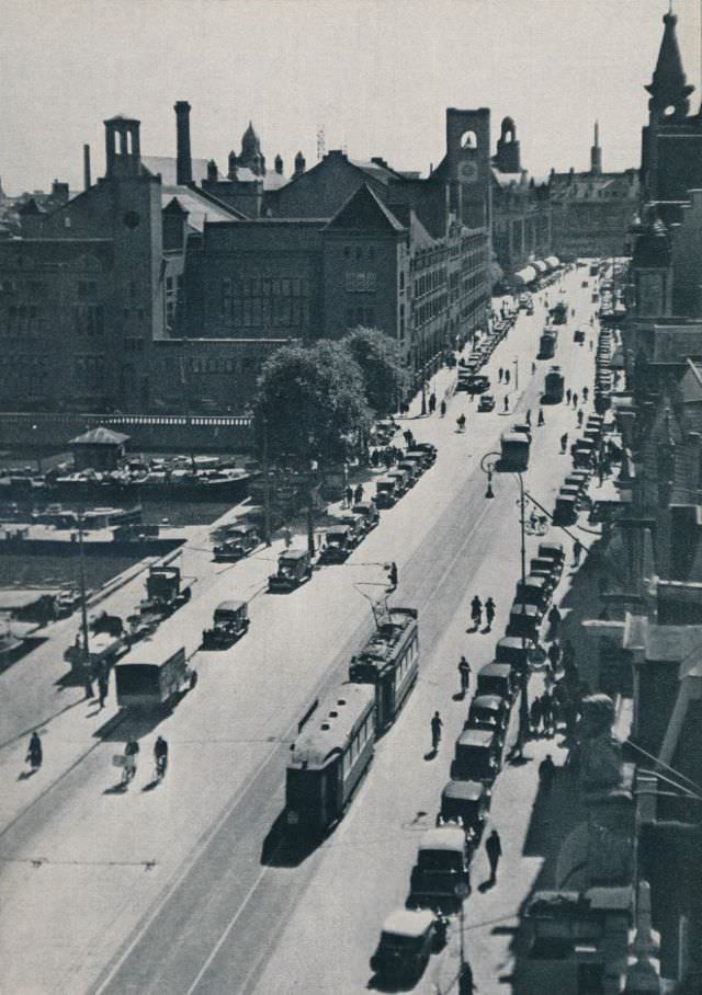 #6 Amsterdam Damrak, 1930s
