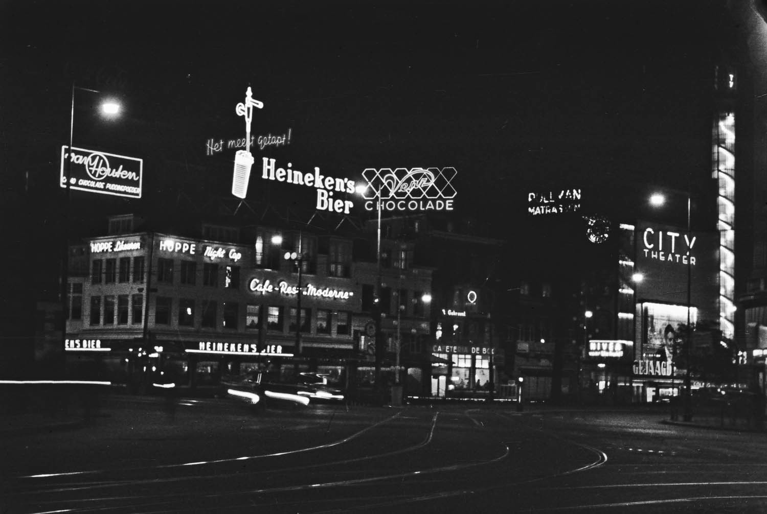 #31 Night view of Amsterdam, 1958.