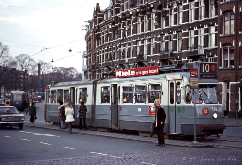 #9 Nassaukade, Amsterdam, November 1971