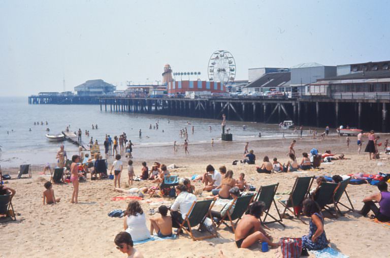 #34 Palace Pier in 1976, photo by Yvonne Thompson