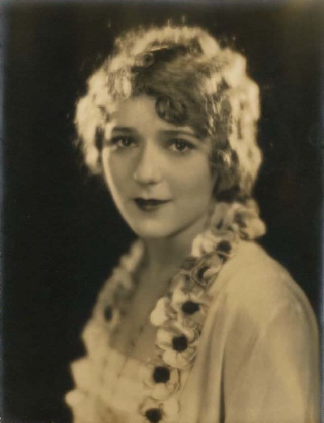 #33 Mary Pickford