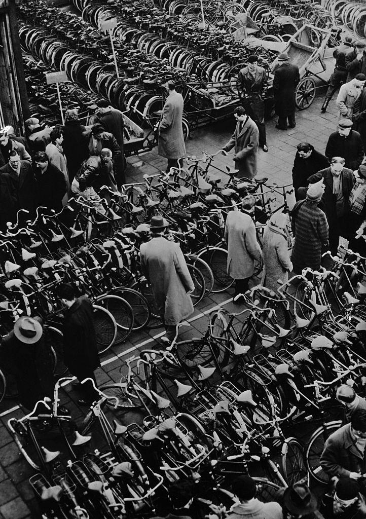 #8 Bicycles Market in Amsterdam, 1930s.