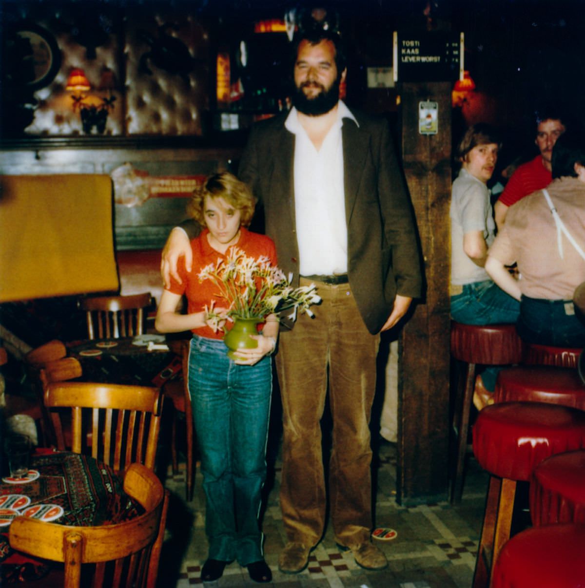 Vintage Photos of the Drunks and Weirdos in Amsterdam’s Red Light District Bars in the 1980s Weird