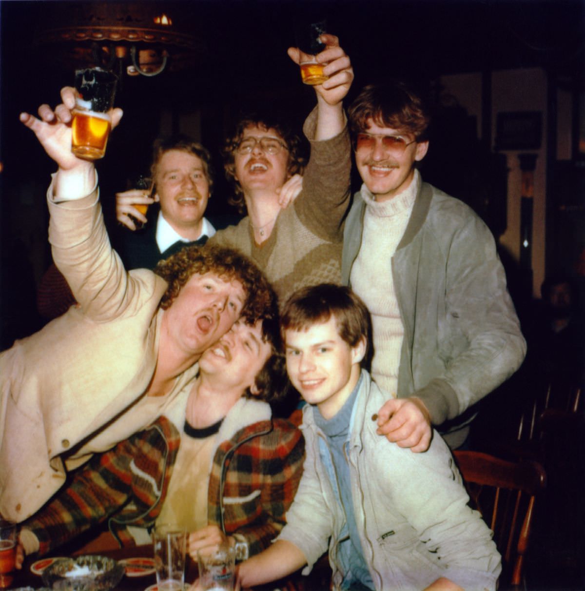 Vintage Photos of the Drunks and Weirdos in Amsterdam’s Red Light District Bars in the 1980s Weird