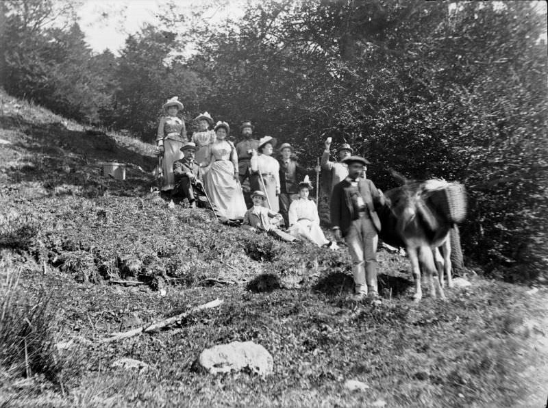 #6 Lunch at Bois Neuf, Luchon, 1890
