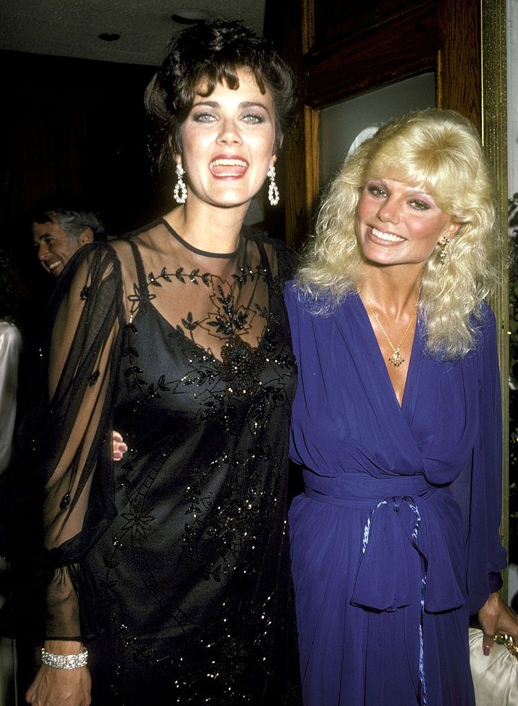 #69 Lynda Carter in Loni Anderson, 1983.