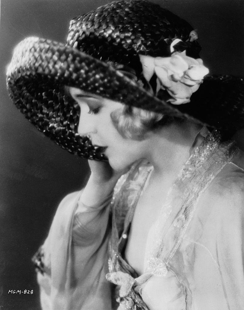 #38 Mae Murray wearing a beautiful hat, 1926.