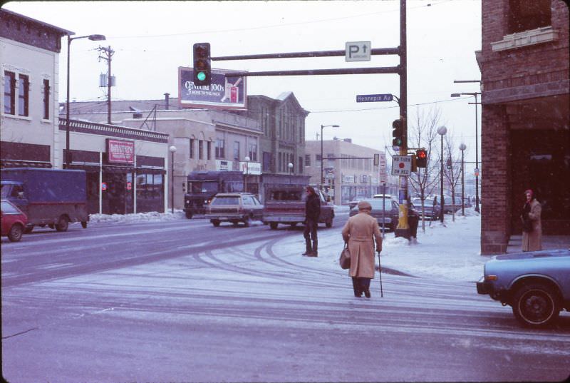 #18 Lake Street from Hennepin Avenue, Uptown Minneapolis, February 1984