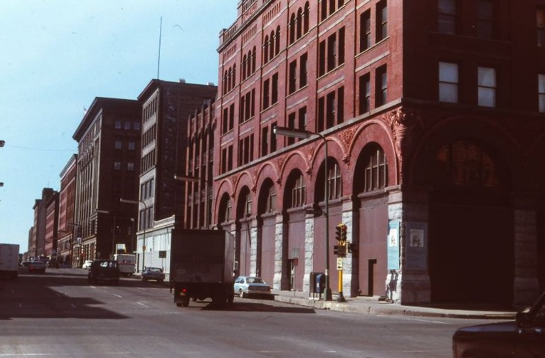 #43 First Avenue North, Minneapolis, March 1985