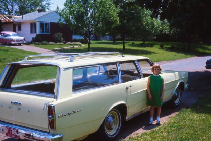 Station Wagons: Cool Vintage Photos from the Heydays of the Best Family Car Inventions