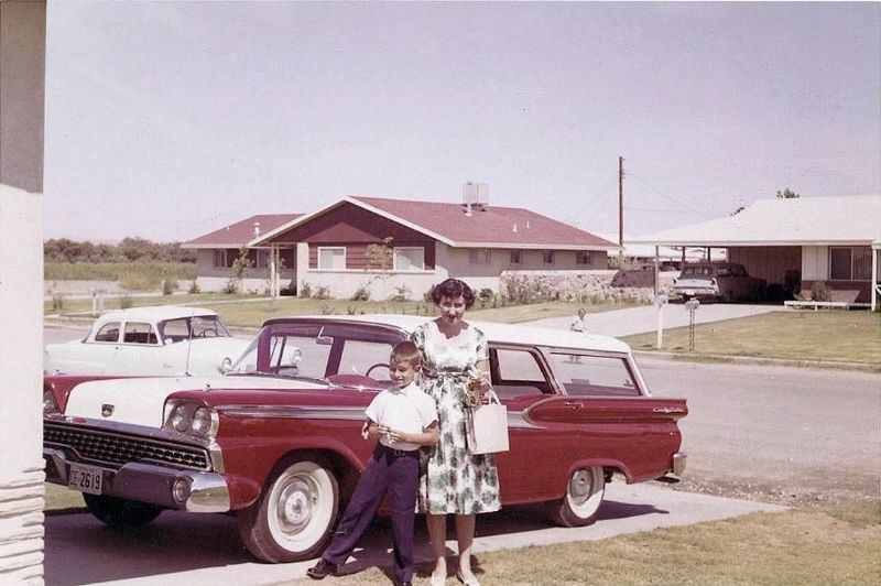 Station Wagons: Cool Vintage Photos from the Heydays of the Best Family Car Inventions