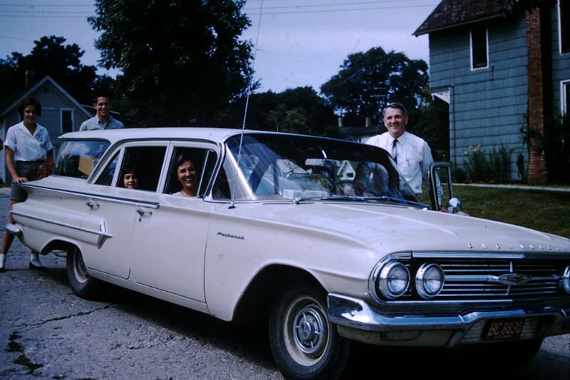 Station Wagons: Cool Vintage Photos from the Heydays of the Best Family Car Inventions