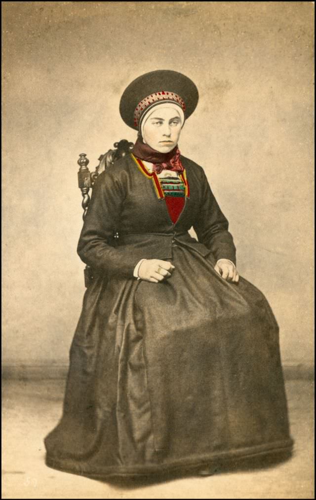 #18 Woman from Ovindherred in Norwegian costume, 1870s