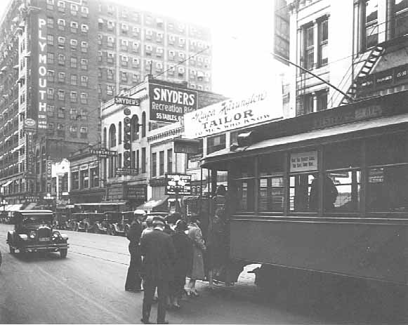 #72 South Sixth Street, near Hennepin Avenue, Minneapolis, 1930s