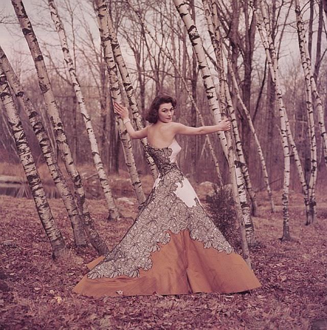 #23 Anne Gunning in variation of Charles James’ “Four-Leaf Clover” gown, 1954