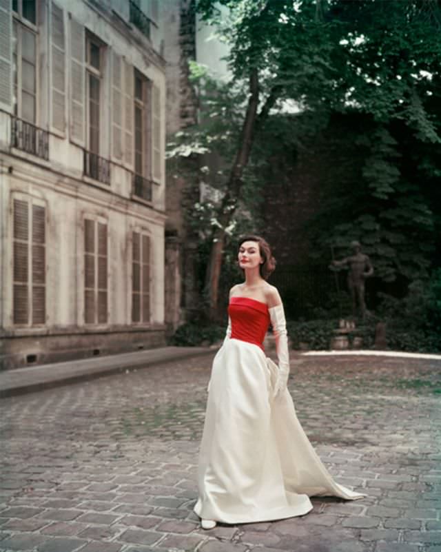 #25 Anne Gunning, 1954