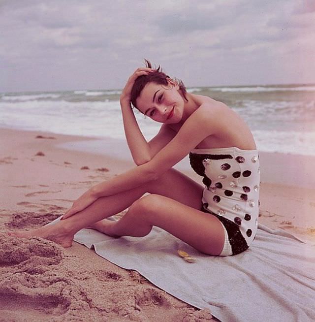 #30 Anne Gunning in Florida, 1954
