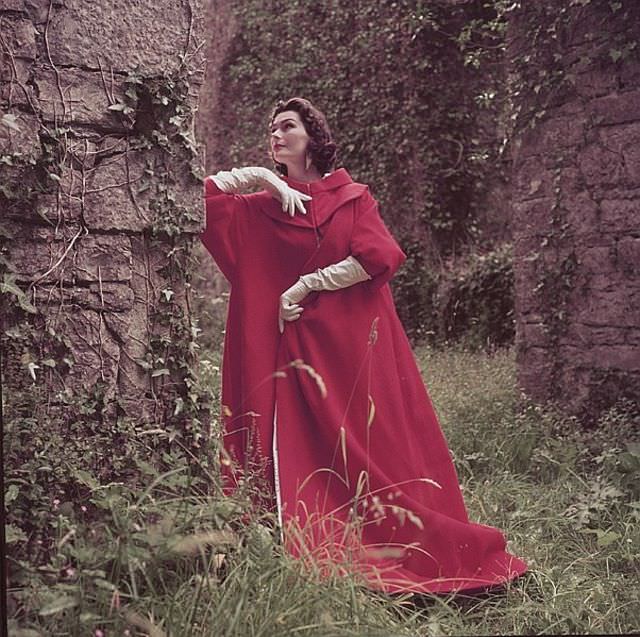 #6 Anne Gunning in evening mantle by Irish fashion designer Sybil Connolly, 1953