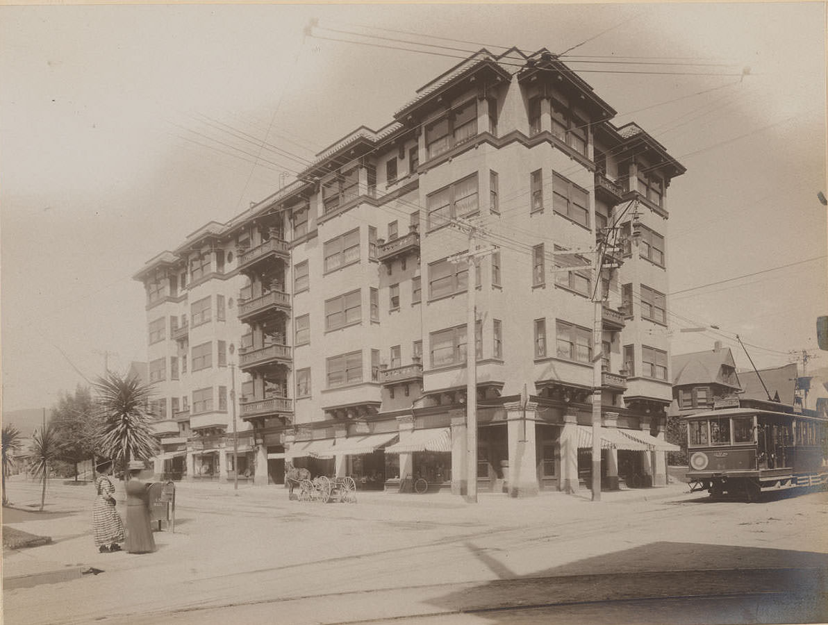 #20 Alta Vista Apartments, Berkeley, California, 1900s