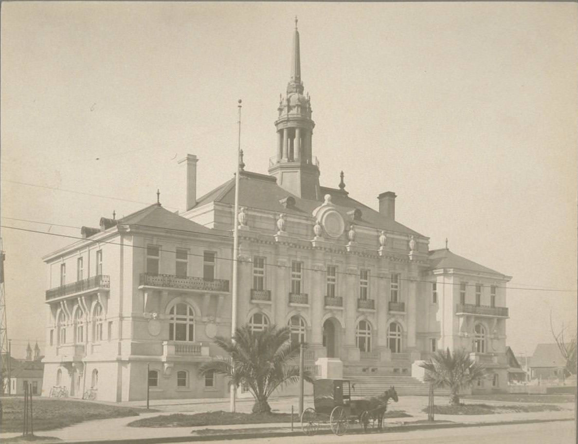 #51 Berkeley City Hall, 1930s