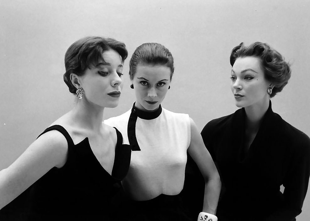 #6 Bettina Graziani iwth Gigi and Ivy Nicholson all wearing Givenchy, 1952