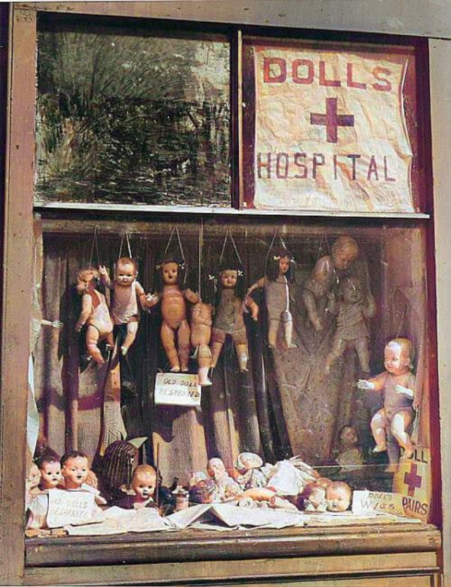 The Dolls Hospitals from the past where People Brought their broken Dolls Weird