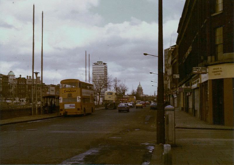 #8 The Quays, 1980