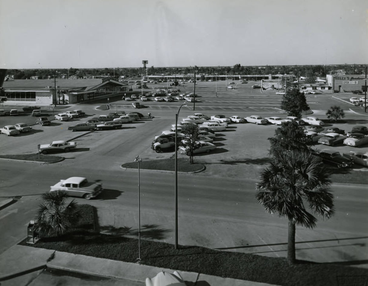 #57 Downtown Bellaire, 1930s.