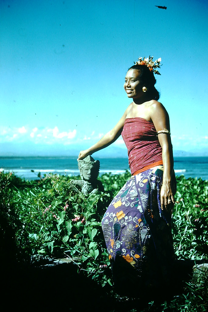 #69 Polak Le Mayeur- Sanoeur- Bali, Indonesia, 1952