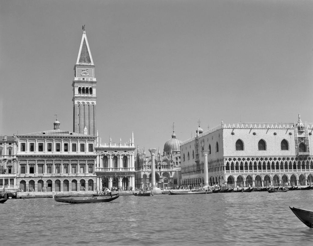 #68 Doges Palace in Venice, 1960.
