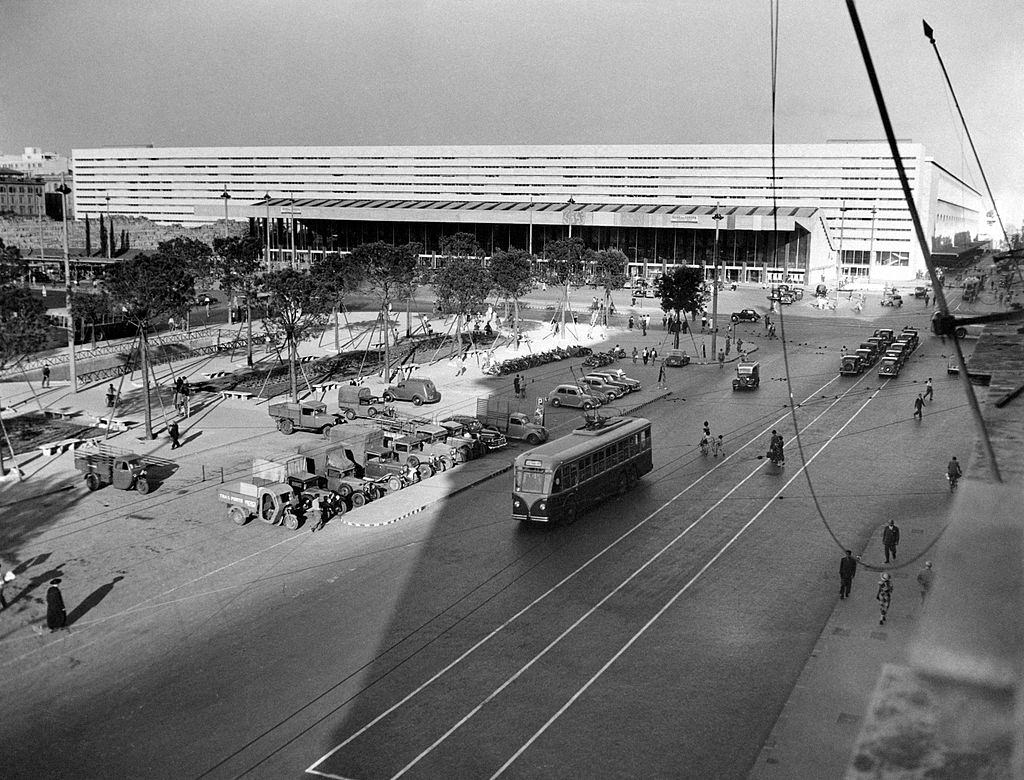 #35 Roma Termini railway station, 1960s.