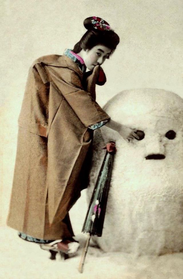#13 Geisha making a winter wish
