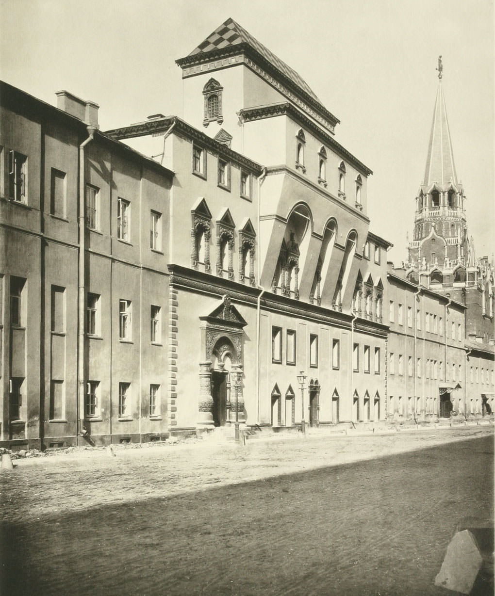 #39 Commanders House in Kremlin, 1880s.