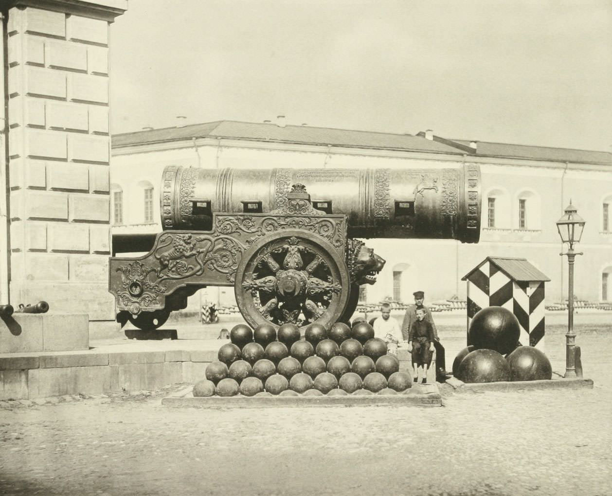 #40 Tsar Cannon, 1880s.