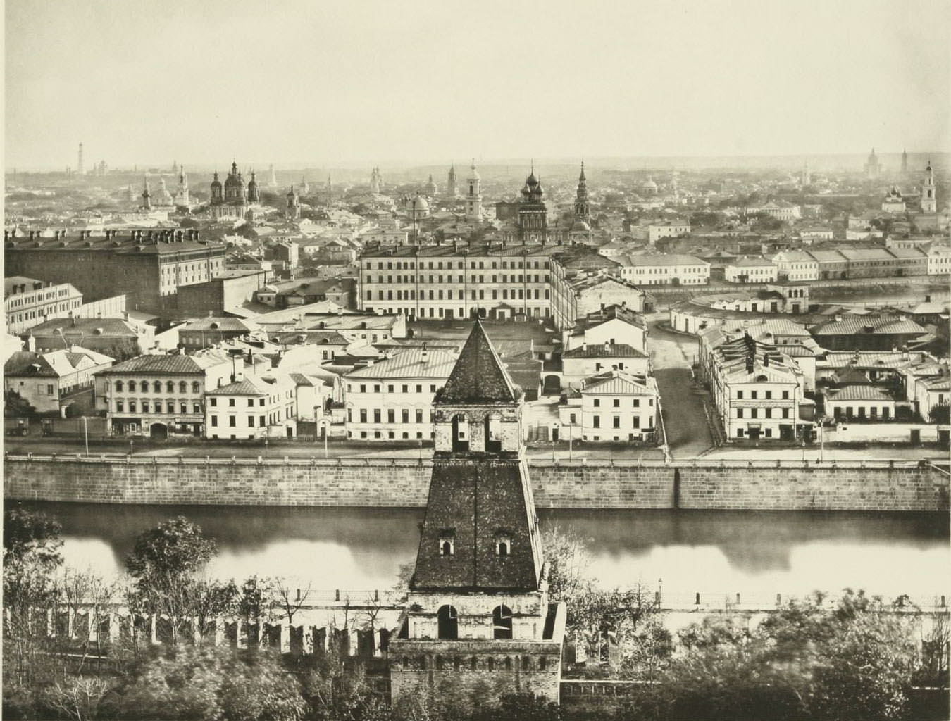 #46 Ivanovskaya Square, 1880s.