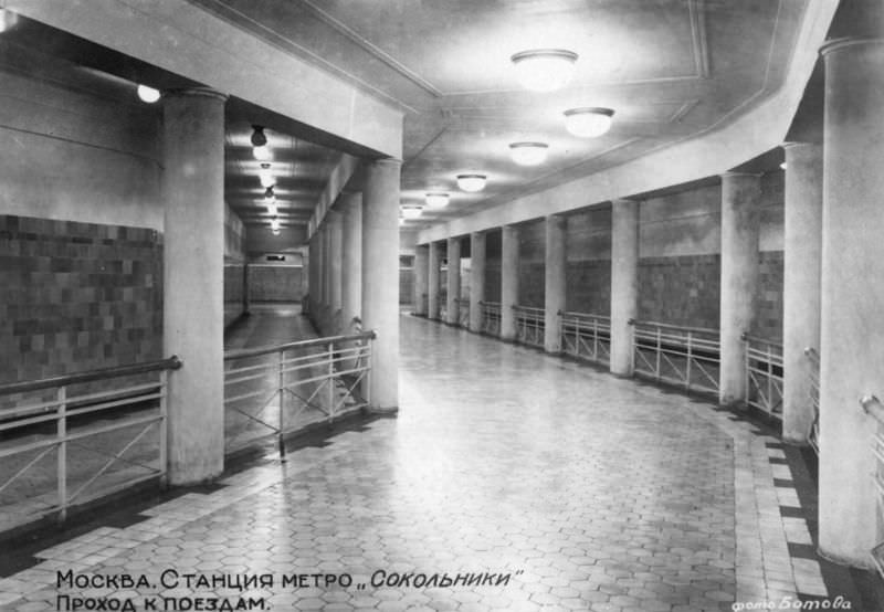 #21 Sokolniki subway station, passage to the trains, Moscow, 1935