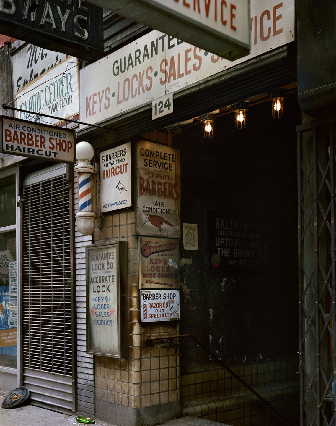 #11 Barbers, New York City, 1985
