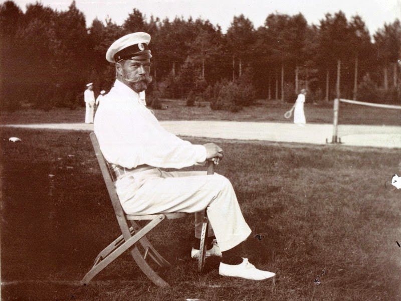 #10 Nicholas II between two tennis match, 1912.