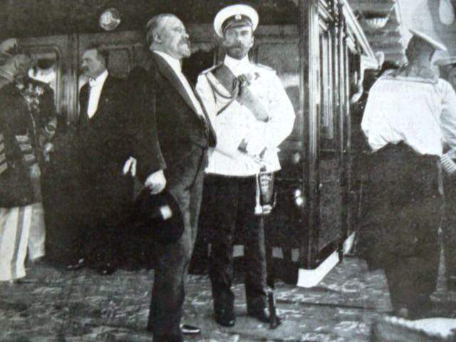 #17 French President Poincaré with his host, Tsar Nicolas II, 1914.