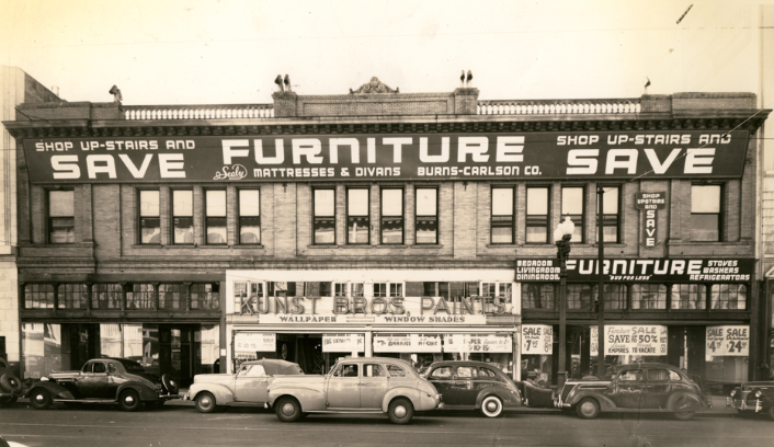 #48 W. T. Grant Co. building, south side of 13th Street between Washington, 1940s